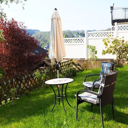 Schlossblick - Location Apartman *