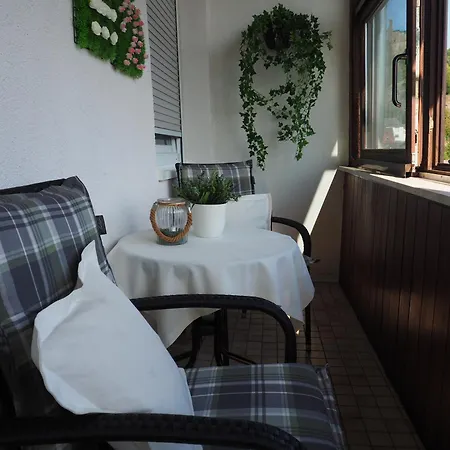 Schlossblick - Location * 이다오베르슈타인