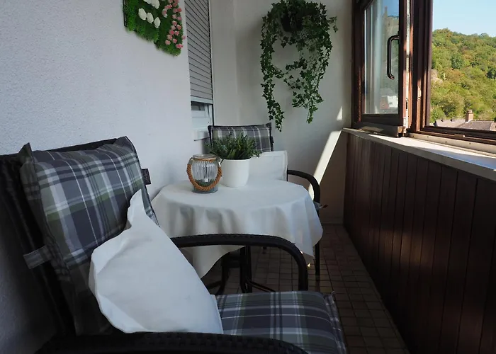 Schlossblick - Location * Idar-Oberstein